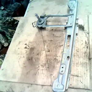 Utolsó esély FORD FOCUS 98-04 Bal hátsó ablakemelő szerkezet mechanikus bontott alkatrész