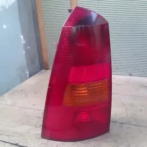 Végkiárusítás FORD FOCUS 98-04 Bal hátsó lámpa kombi bontott alkatrész