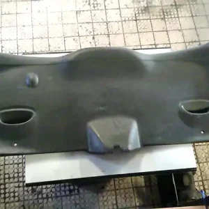 Végkiárusítás FORD FOCUS 98-04 Csomagtérajtó burkolatbontott alkatrész