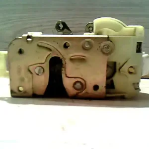 Utolsó esély FORD FOCUS 98-04 Jobb első ajtó zárszerkezet központizáras bontott alkatrész