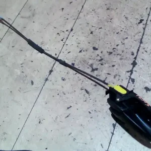 Vedd meg most FORD FOCUS 98-04 Jobb első belső kilincs bontott alkatrész