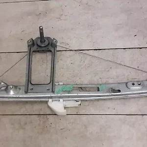 Árengedmény FORD FOCUS 98-04 Jobb hátsó ablakemelő szerkezet mechanikuscombi bontott alkatrész