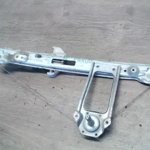 Azonnali szállítás FORD FOCUS 98-04 Jobb hátsó ablakemelő szerkezet mechanikus 5 ajtós bontott alkatrész