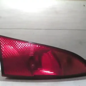 Akciós ár FORD FOCUS 98-04 Jobb hátsó lámpa 5 ajtós bontott alkatrész