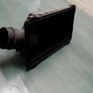 Árcsökkenés FORD FOCUS 98-04 Légszűrőház fedél bontott alkatrész