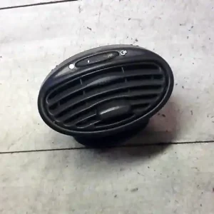 Árengedmény FORD FOCUS 98-04 Szellőző jobb bontott alkatrész