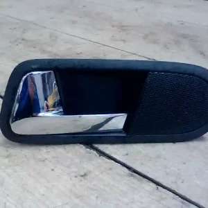 Akciós ár FORD GALAXY 00.10.01-06.05.31 Bal hátsó belső kilincs egyterű bontott alkatrész