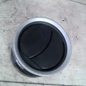 FORD FUSION 05.10.01- Szellőző bontott alkatrész Biztonságos vásárlás