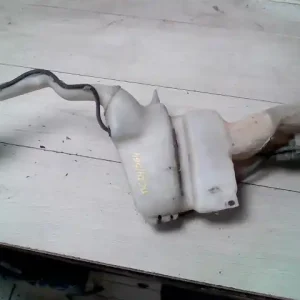 Vedd meg most FORD GALAXY 00.10.01-06.05.31 Ablakmosó tartály 1 motoros bontott alkatrész