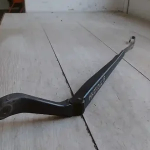 Exkluzív ajánlat FORD GALAXY 00.10.01-06.05.31 Ablaktörlő kar bal első bontott alkatrész