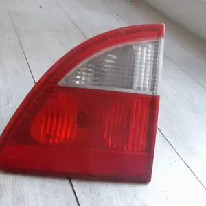 Kedvezmény FORD GALAXY 00.10.01-06.05.31 Jobb belső hátsó lámpa bontott alkatrész