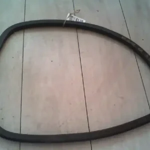 Vedd meg online FORD KA 96-09 Bal hátsó ablakvezető gumi bontott alkatrész