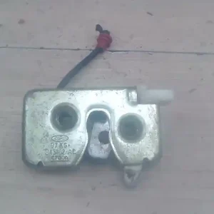 Azonnali szállítás FORD KA 96-09 Csomagtér ajtó zárszerkezet bontott alkatrész