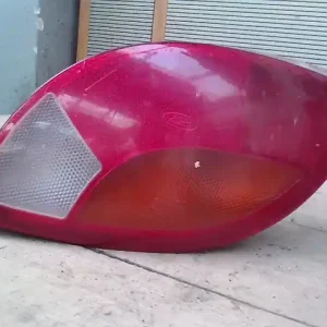 Vedd meg most FORD KA 96-09 Jobb hátsó lámpa 3 ajtós bontott alkatrész