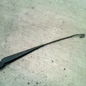 Vedd meg most FORD KA cabrio Ablaktörlő kar bal első cabrio bontott alkatrész