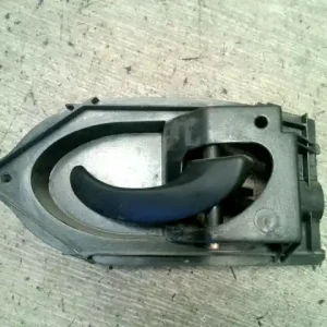 Vedd meg online FORD KA cabrio Jobb első belső kilincs 3 ajtós bontott alkatrész