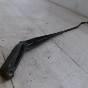 Vedd meg online FORD MONDEO 01-07 Ablaktörlő kar bal első bontott alkatrész