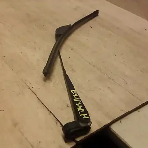 Azonnali szállítás FORD MONDEO 01-07 Ablaktörlő kar hátsó bontott alkatrész