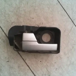 Vásárlói kedvenc FORD MONDEO 01-07 Bal első belső kilincs bontott alkatrész