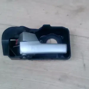 Alacsony ár FORD MONDEO 01-07 Bal első belső kilincs bontott alkatrész