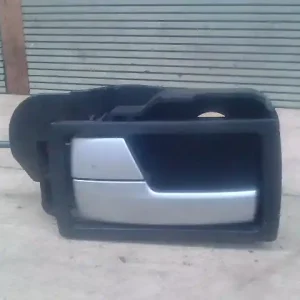 Szuper akció FORD MONDEO 01-07 Bal első belső kilincs kombi bontott alkatrész