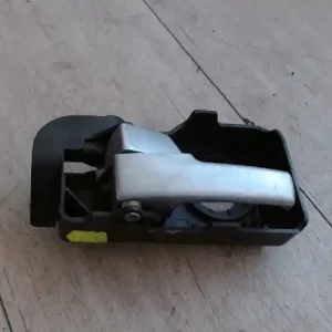 Vásárlói kedvenc FORD MONDEO 01-07 Bal első belső kilincs kombi bontott alkatrész