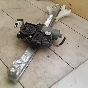 Utolsó esély FORD MONDEO 01-07 Jobb első ablakemelő szerkezet elektromos bontott alkatrész