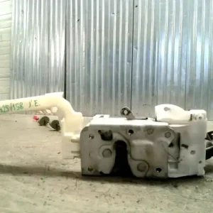 Vásárlói kedvenc FORD MONDEO 01-07 Jobb első ajtó zárszerkezet központizáras kombi bontott alkatrész