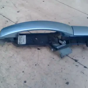 Azonnali szállítás FORD MONDEO 01-07 Jobb hátsó külső kilincs 4 ajtós bontott alkatrész