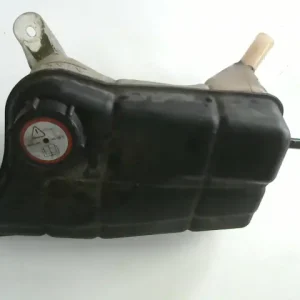 Árcsökkenés FORD MONDEO 01-07 Kiegyenlítő tartály bontott alkatrész