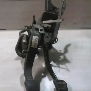 Akciós ár FORD MONDEO 01-07 Pedálbak bontott alkatrész