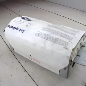 Árcsökkenés FORD MONDEO 01-07 Utasoldali műszerfal légzsák bontott alkatrész