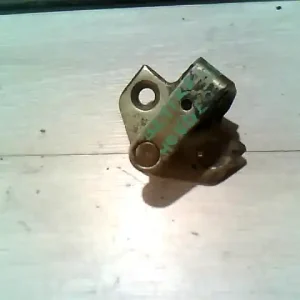 Végkiárusítás FORD MONDEO 01-07 Zárütköző nyitásérzékelős bontott alkatrész