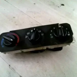 Azonnali szállítás FORD MONDEO 93-96 Fűtés kapcsoló konzol bontott alkatrész