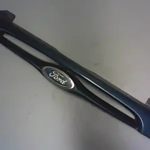 Szuper ajánlat FORD MONDEO 93-96 Hűtőrács díszrács bontott alkatrész