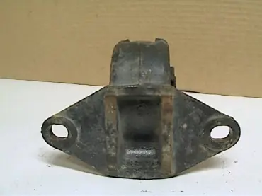 Utolsó esély FORD MONDEO 93-96 Sebességváltó tartó bak bontott alkatrész