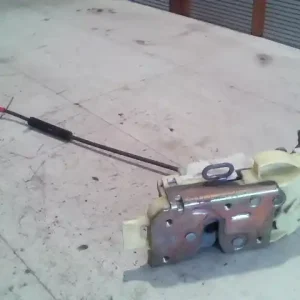 Árengedmény FORD MONDEO 96-00 Jobb első ajtó zárszerkezet központizáras kombi bontott alkatrész