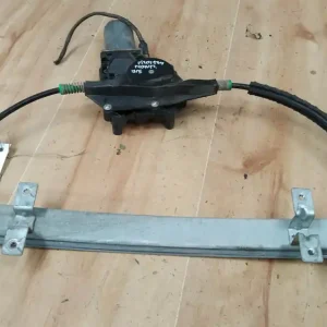 Utolsó esély FORD MONDEO 96-00 Jobb első ablakemelő szerkezet elektromos bontott alkatrész