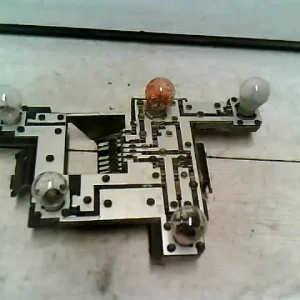 Vedd meg most FORD MONDEO 96-00 Jobb hátsó lámpa foglalat bontott alkatrész