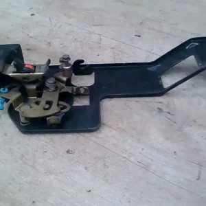 Vásárlói kedvenc FORD TRANSIT 91-94 Jobb tolóajtó zárszerkezet bontott alkatrész