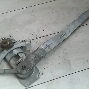 Vedd meg online FORD TRANSIT 94-99 Jobb első ablakemelő szerkezet mechanikus bontott alkatrész