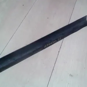 Azonnal elérhető FORD TRANSIT 99-06 Jobb első vízlehúzó gumicsíkbontott alkatrész