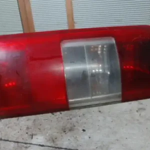 Vedd meg most FORD TRANSIT CONNECT 02- Bal hátsó lámpa bontott alkatrész