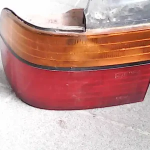 HONDA ACCORD 89-93 Bal külső hátsó lámpa bontott alkatrész Különleges ajánlat