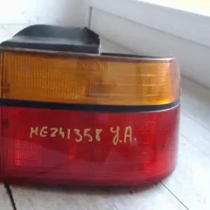 HONDA ACCORD 93-96 Jobb külső hátsó lámpa 5 ajtós bontott alkatrész Olcsóbb