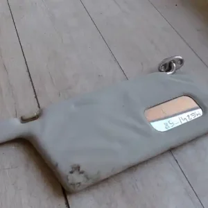 Azonnali szállítás HONDA ACCORD 93-96 Jobb napellenző bontott alkatrész