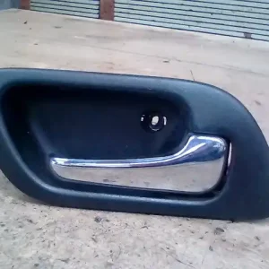 HONDA ACCORD 96-99 Jobb első belső kilincs 4 ajtós bontott alkatrész Vedd meg online