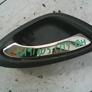 Árengedmény HONDA CITY 02.12-08.12 Bal első belső kilincs bontott alkatrész