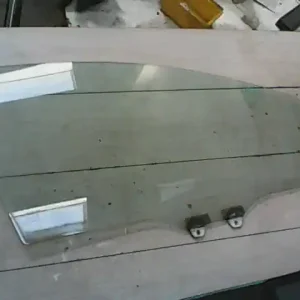 Árengedmény HONDA CITY 02.12-08.12 Jobb első ajtóüveg bontott alkatrész