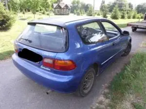 HONDA CIVIC -91 Jobb belső hátsó lámpa bontott alkatrész Árcsökkenés